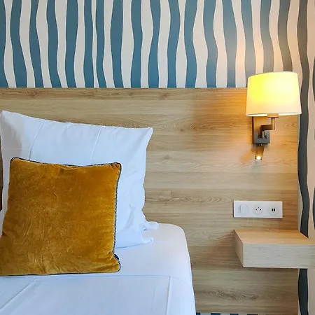 Ammi Massena - Ex Ajoupa 2*