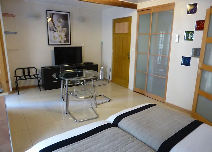 Ammi Massena - Ex Ajoupa Szálloda