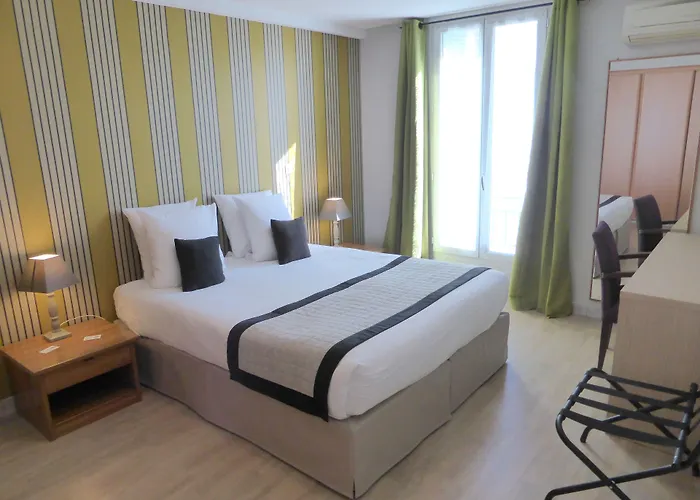 Ammi Massena - Ex Ajoupa 2*