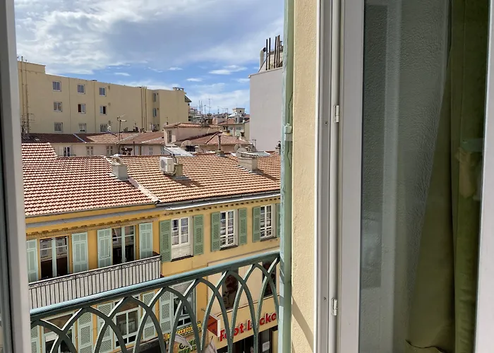 ホテル Ammi Massena - Ex Ajoupa